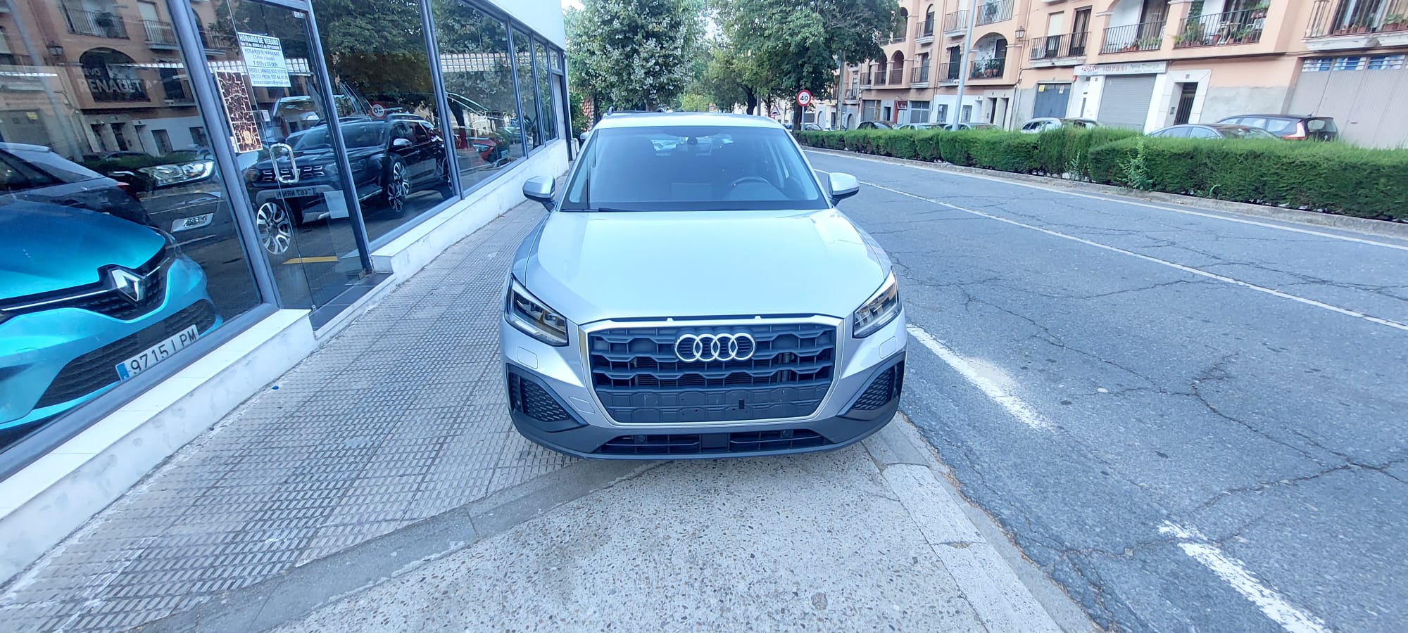 Audi Q2 1.0 110CV miniatura 10